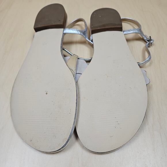 Talbots Women’s Flat Sandals Ankle Strap Silver Leather Flower Size 9.5 Summer - Picture 5 of 8